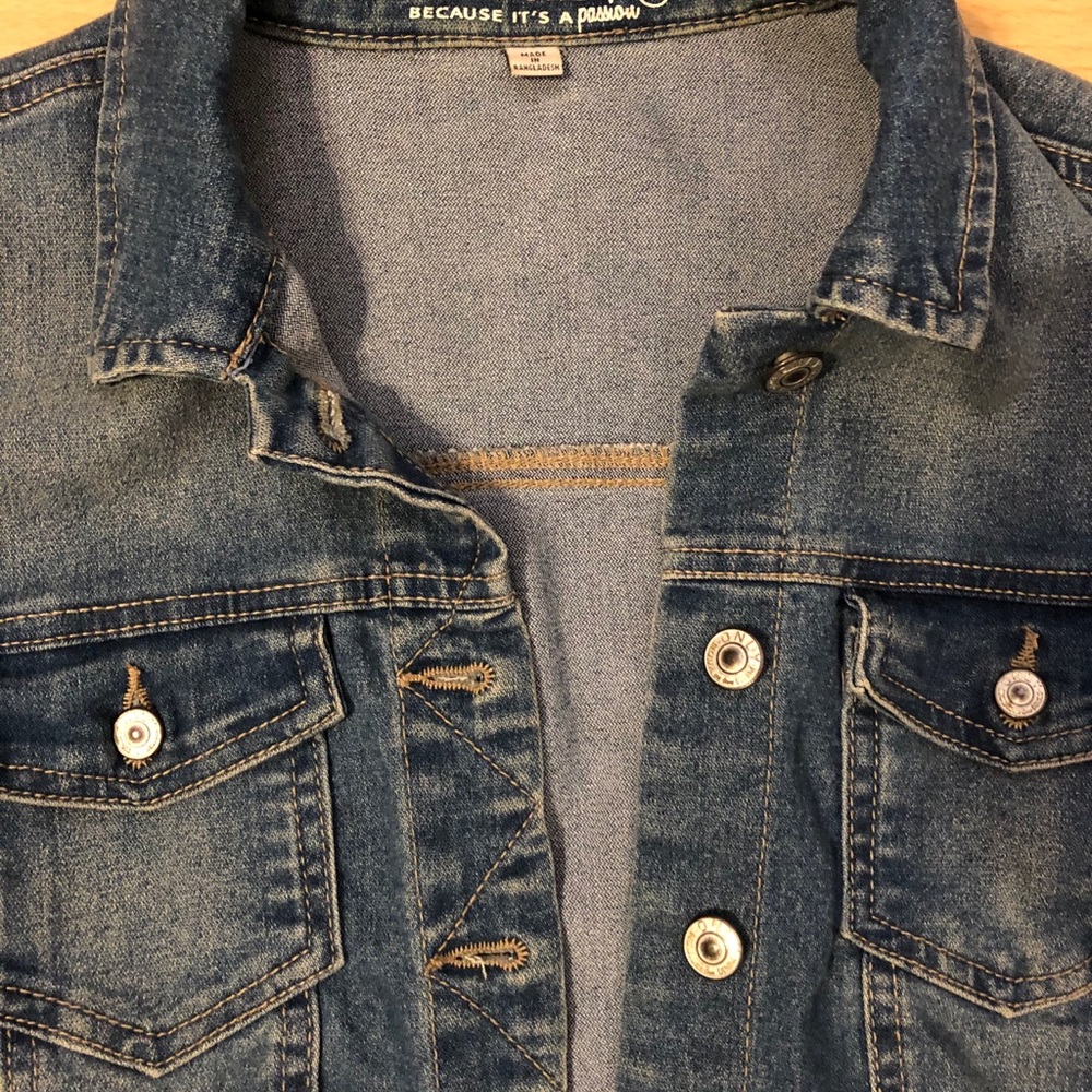 ONLY brand denim jacket ✨free w/ purchase over $50